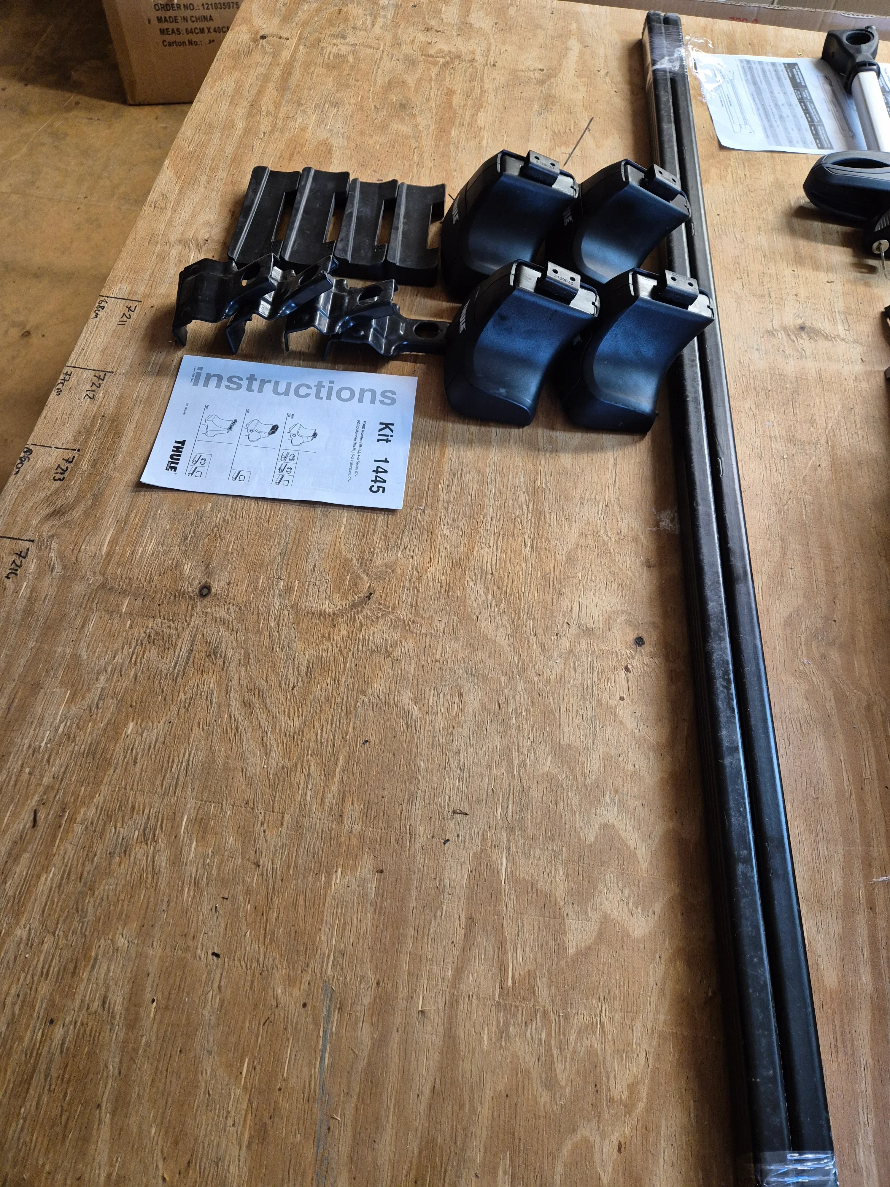 Roof bar set for FORD Mondeo Saloon & Hatch 07-14 (1445-754-135cm bars) - Image 2