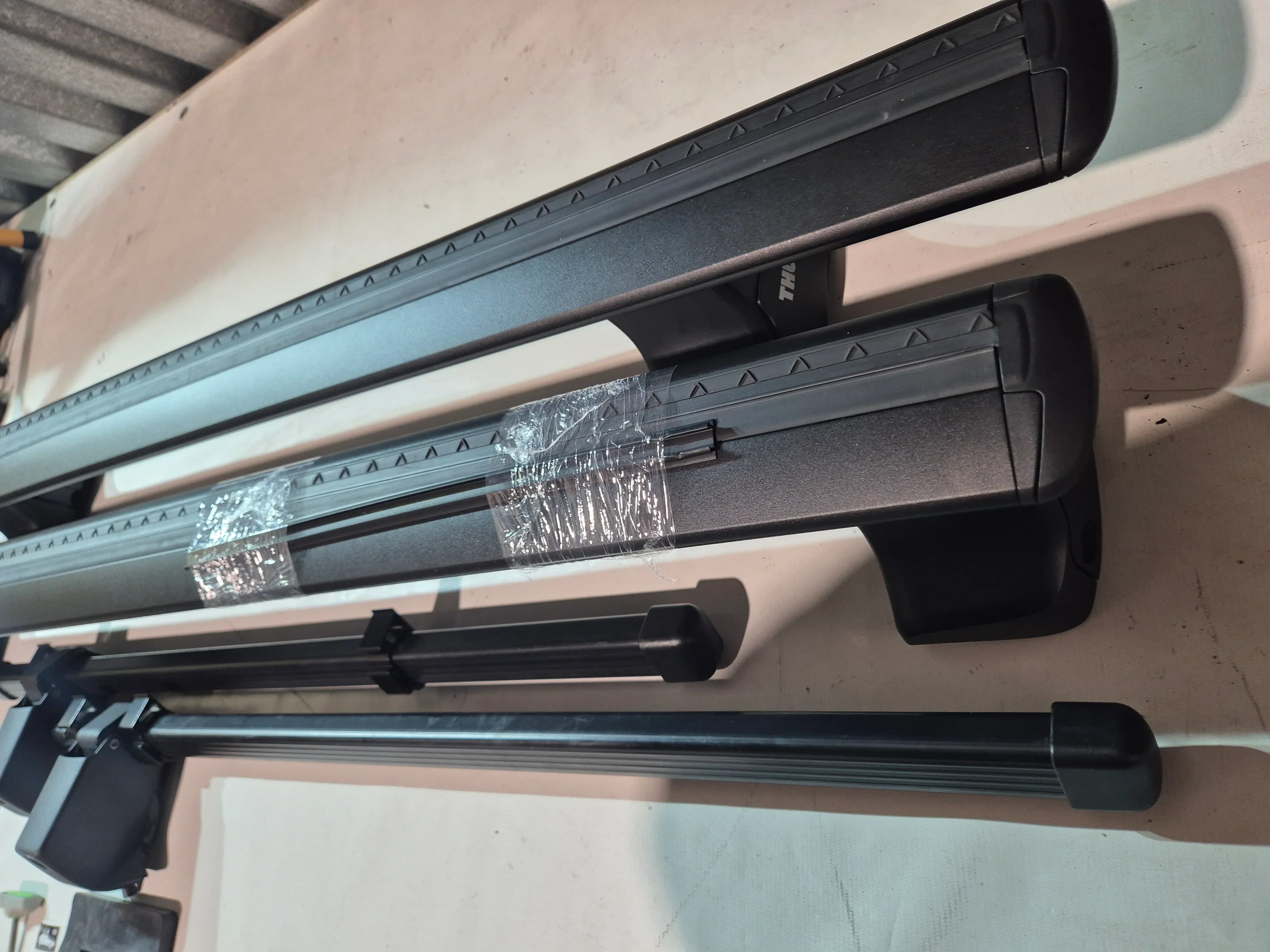 Thule Wingbar Evo Bar set for FORD Fiesta 08-17 3-Dr ( 1503 - 711220 - 754 - 774) - Image 4