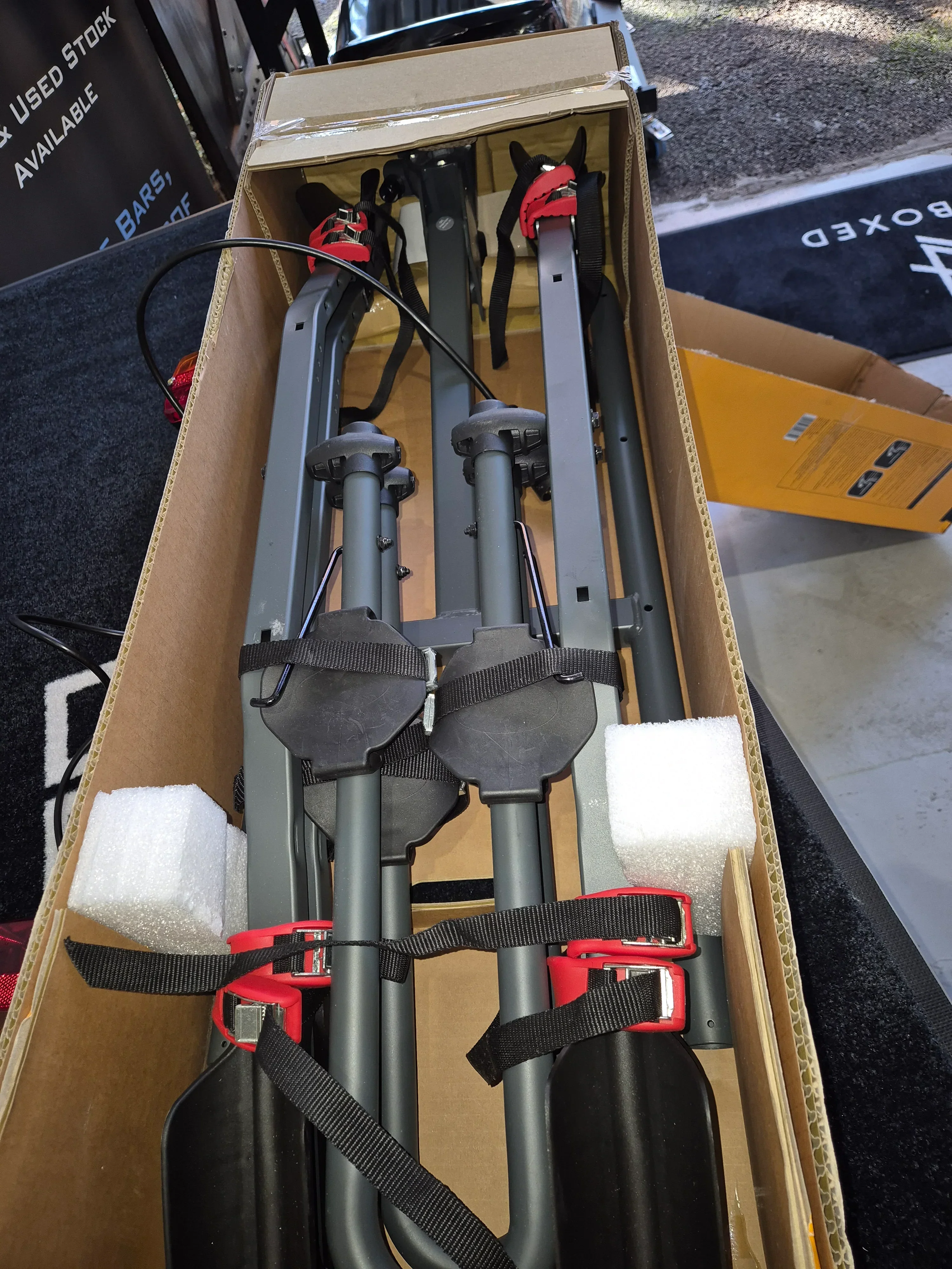 Halfords 4 Bike Towball carrier - Image 5