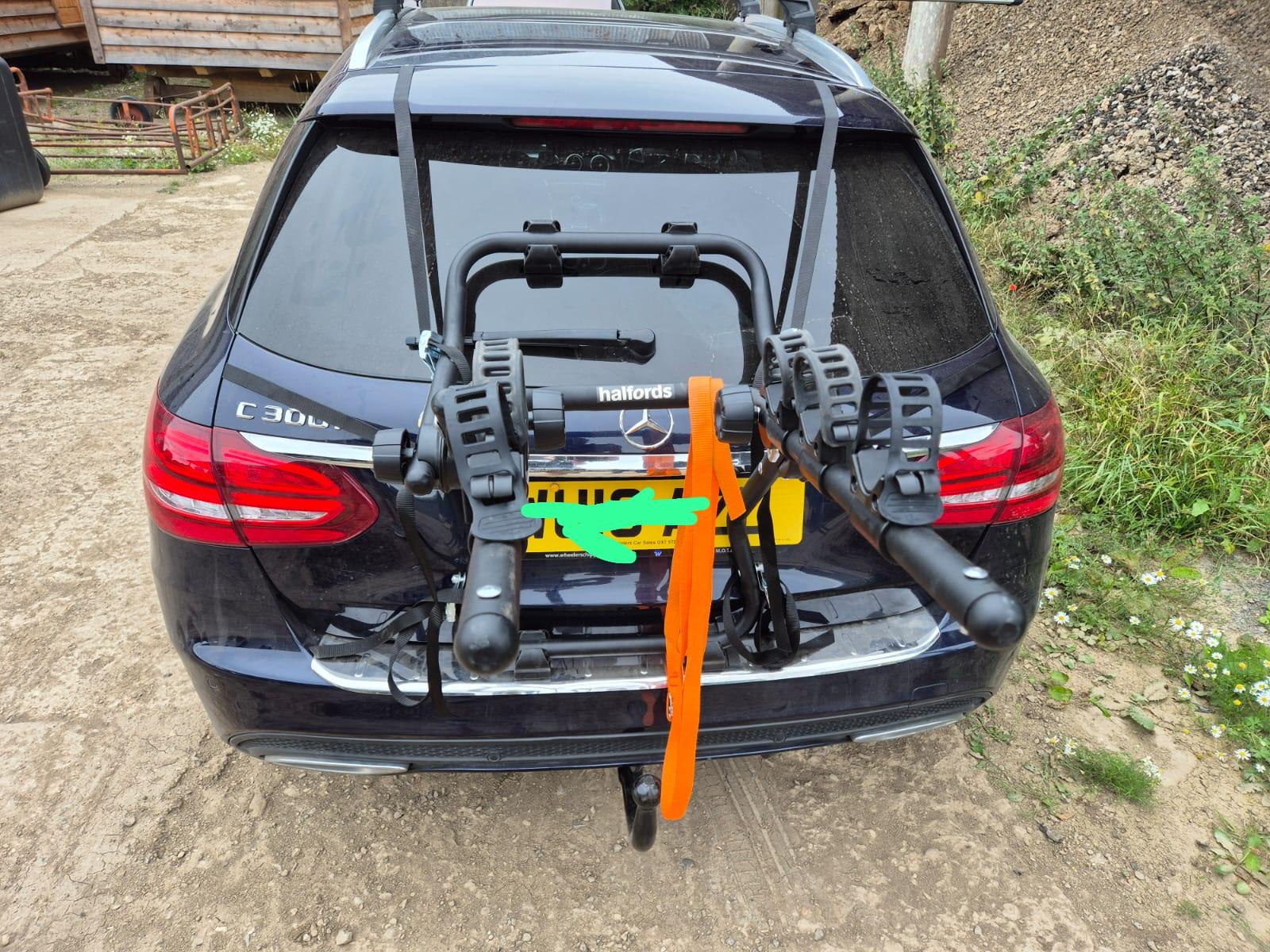 Halfords Rear Mounted 3 bike rack - Used VGC - Image 5