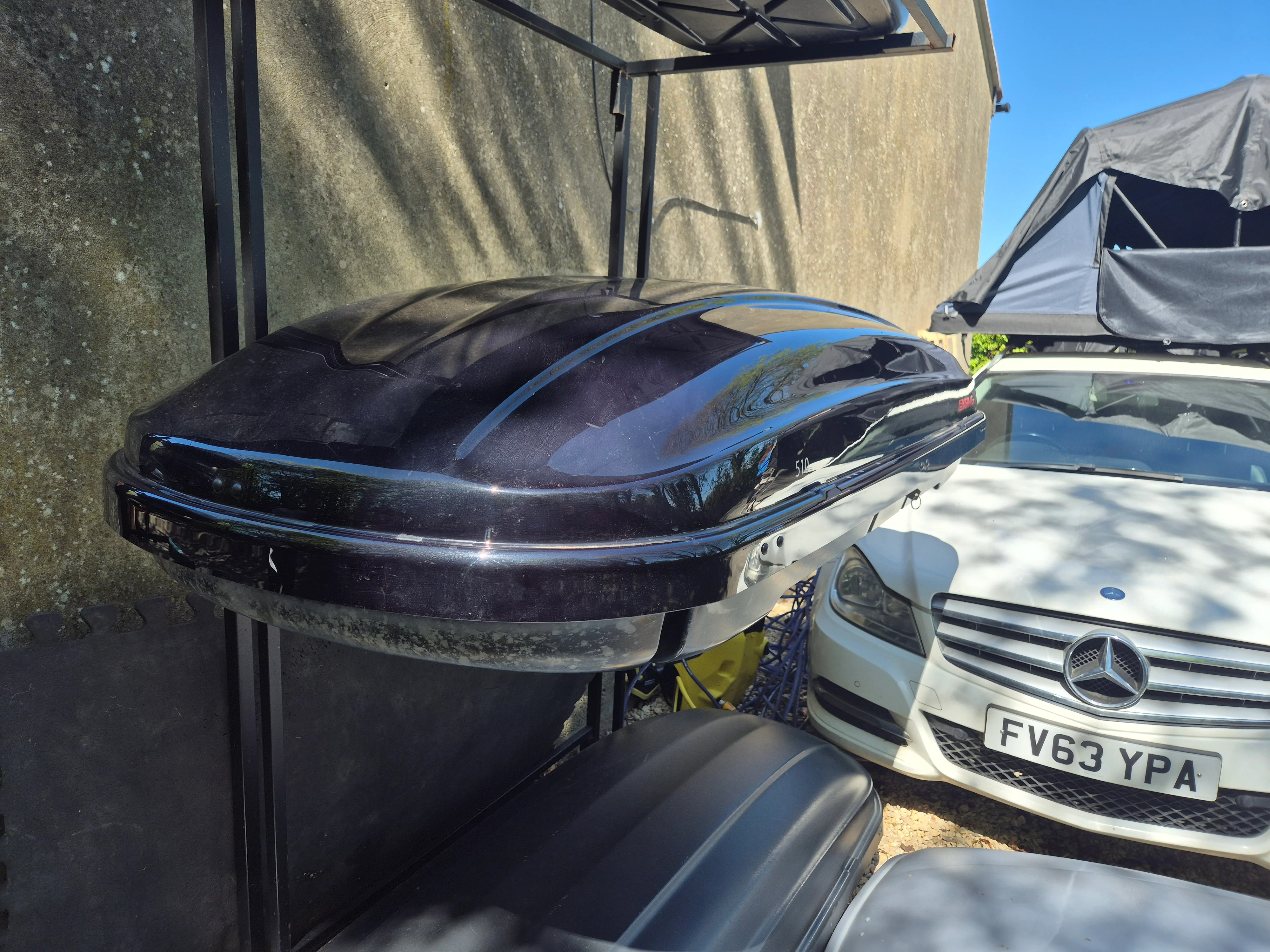Kamei roof box used 510L - Image 2