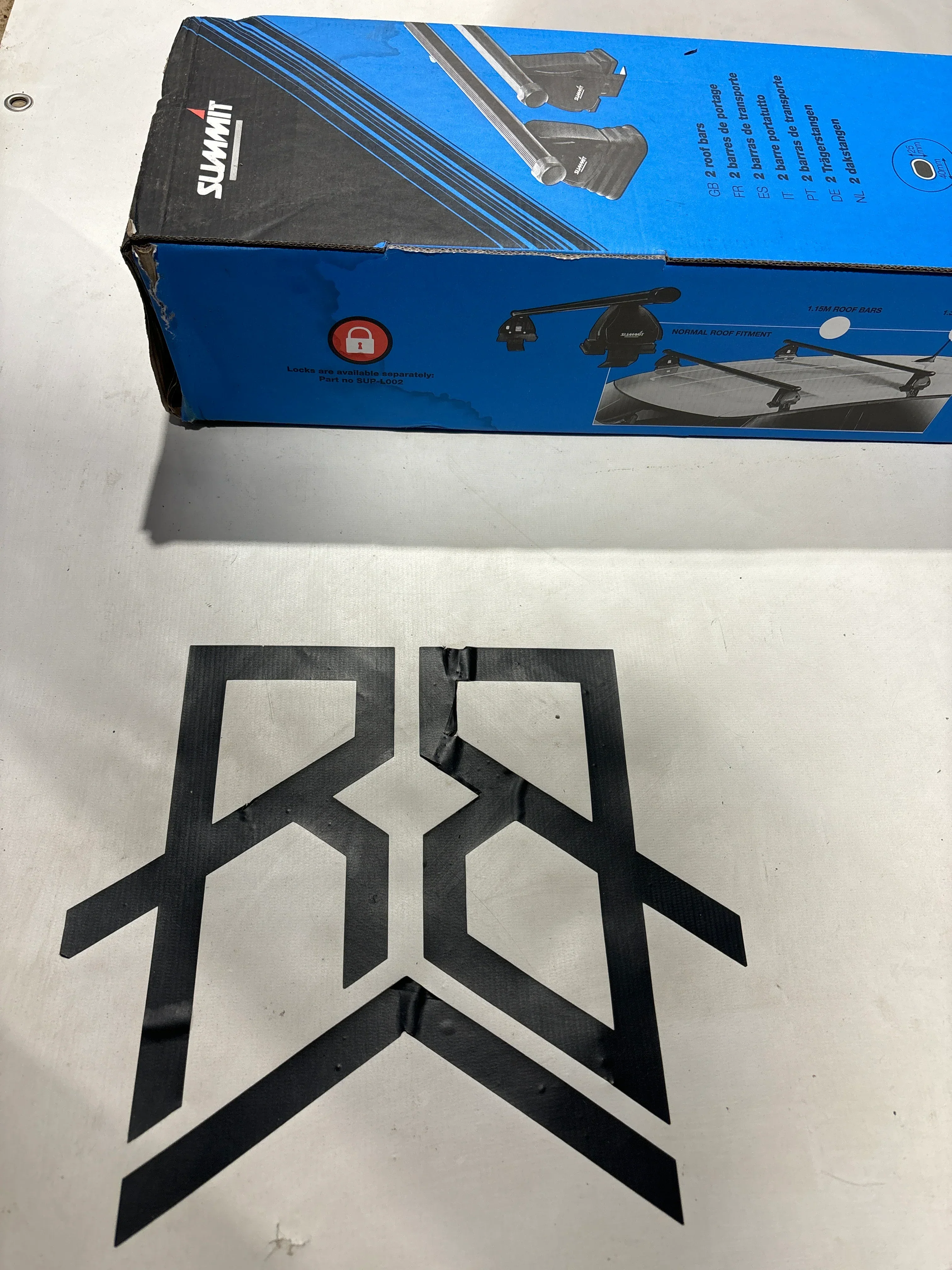 SUP-012 Summit Multi Fit Roof Bars - 1.17m (Damaged Box) - Image 4