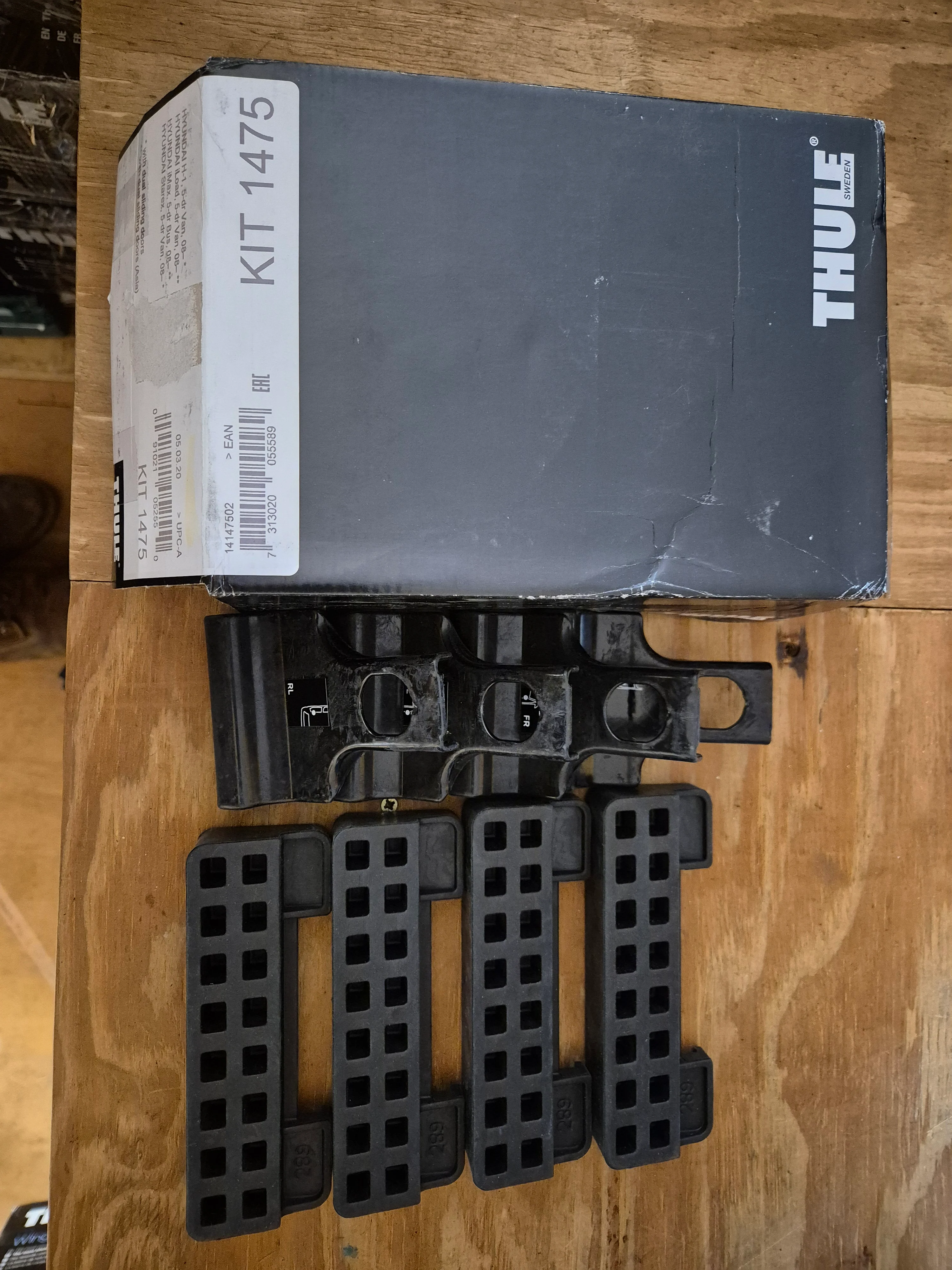 Thule 1475 Fitting Kit HYUNDAI H-1 2008 Onward & others - Image 2