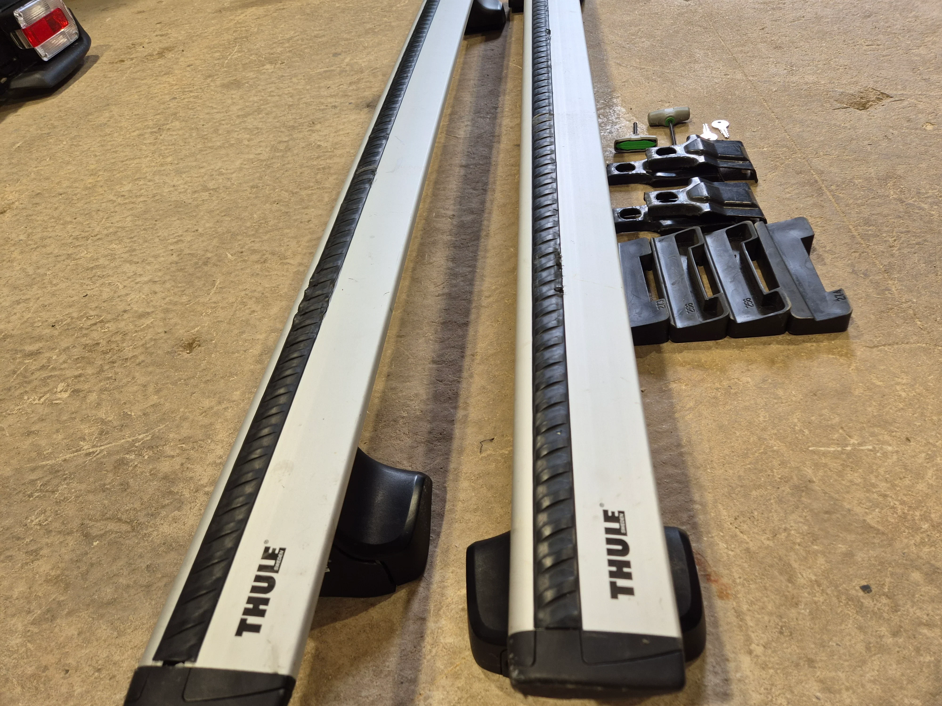 Thule 1631 Roof Bars Scirocco coupe 2008 onward - very rare - Image 2