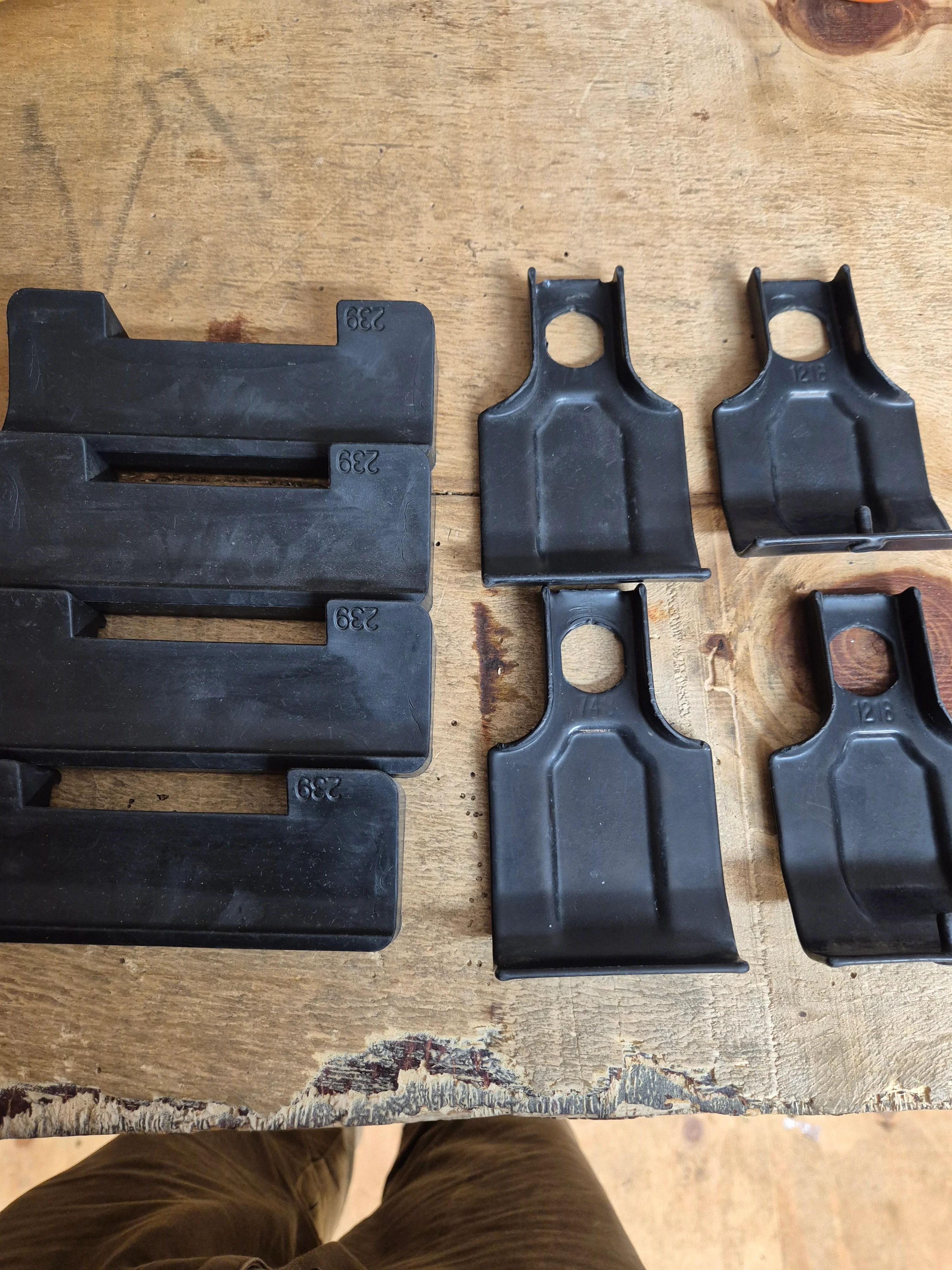Thule 1672 Fitting Kit - VW Up 2012 onward & others USED - Image 2
