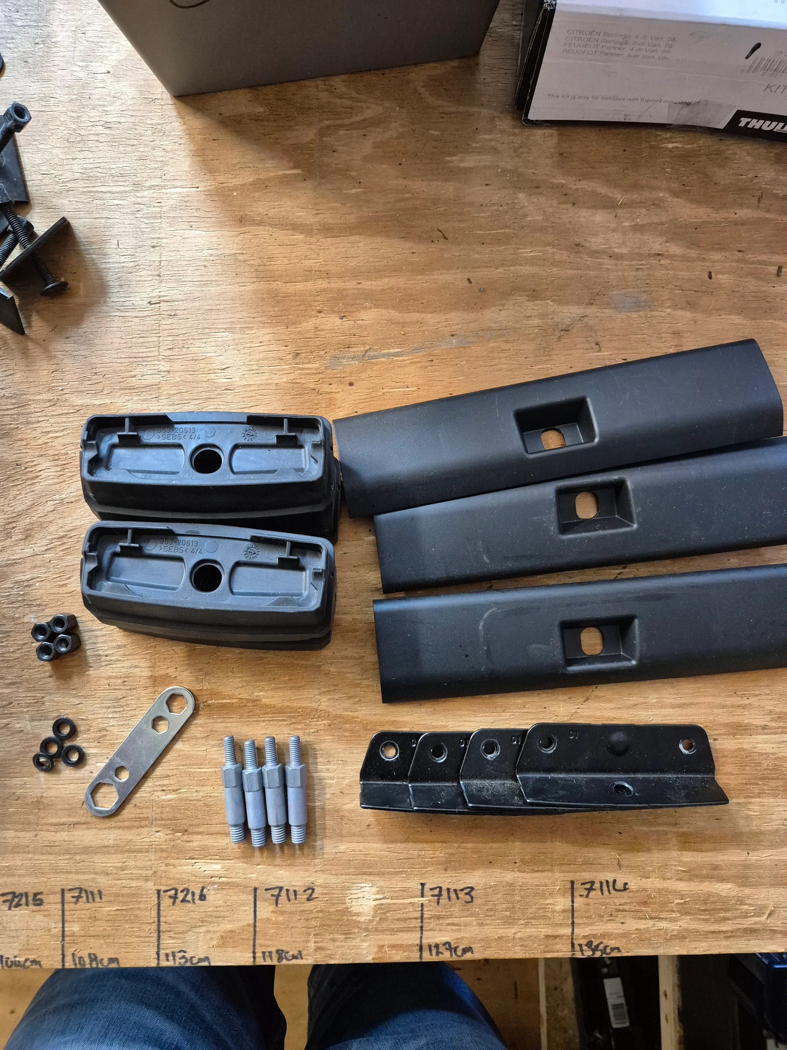 Thule 3073 Fitting Kit Spare Parts TOYOTA Avensis, 5-dr Estate, 09– - Image 2