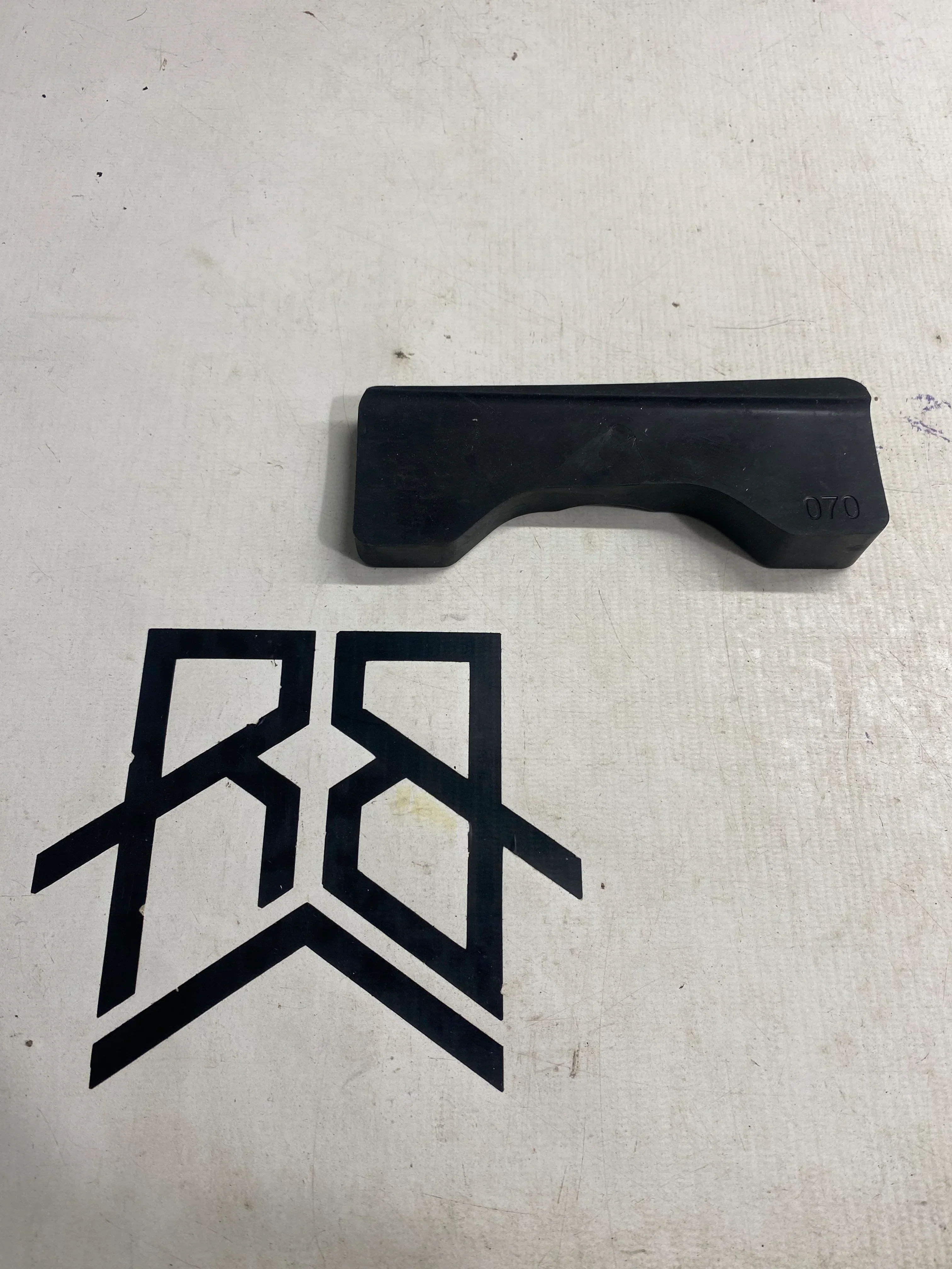 Thule 5000 Series Rubber Spares - Image 12