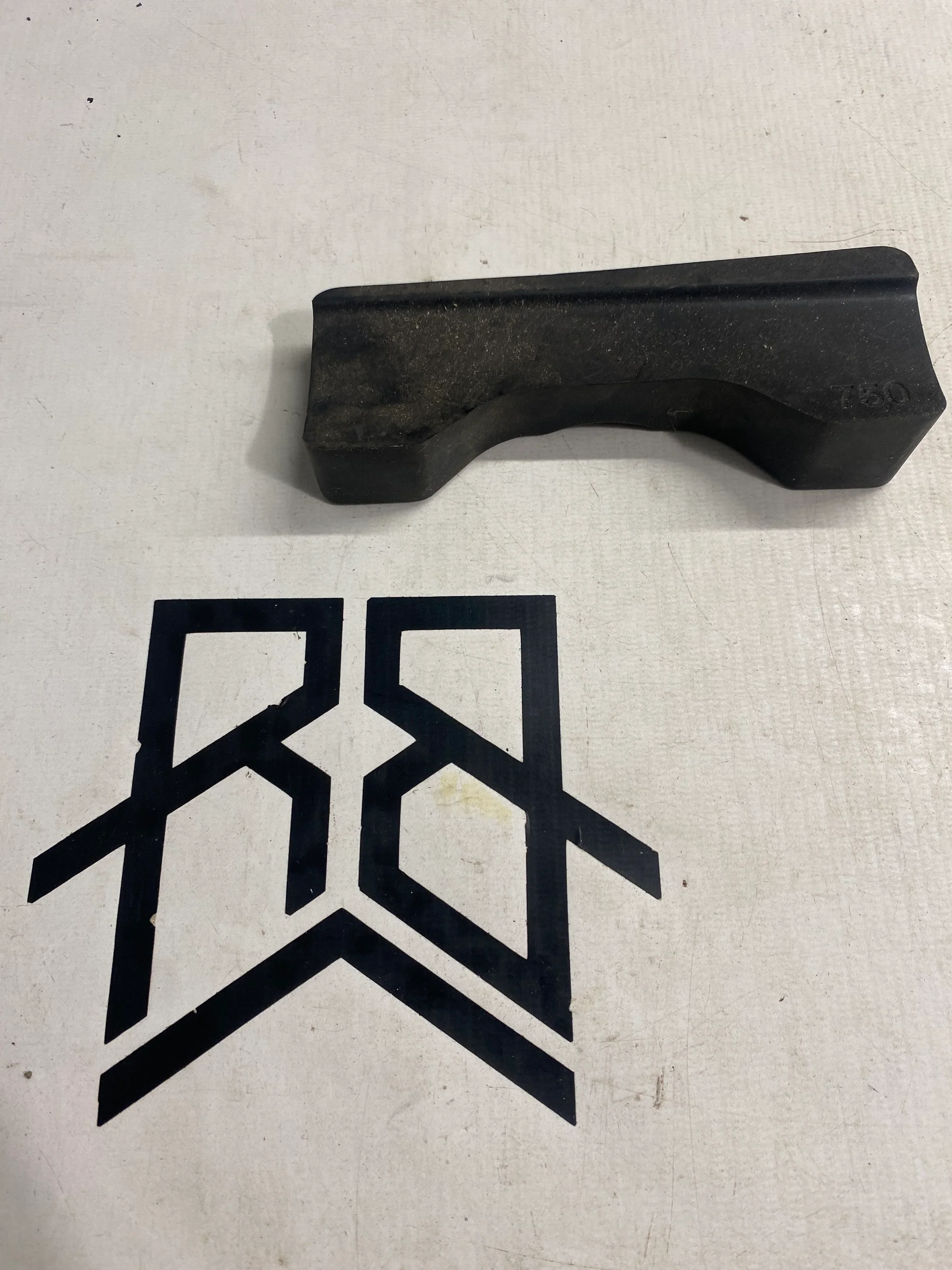 Thule 5000 Series Rubber Spares - Image 21