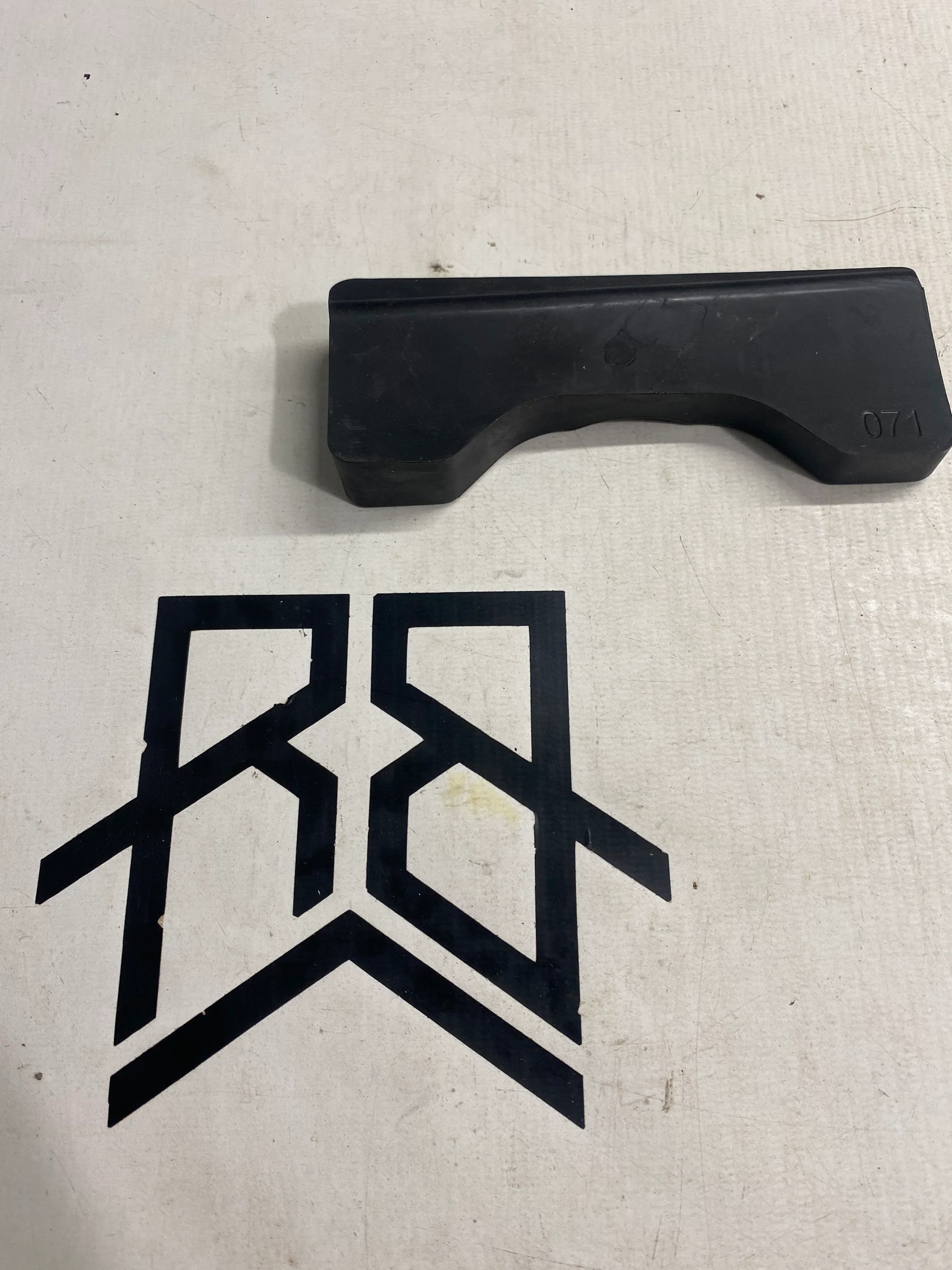 Thule 5000 Series Rubber Spares - Image 25