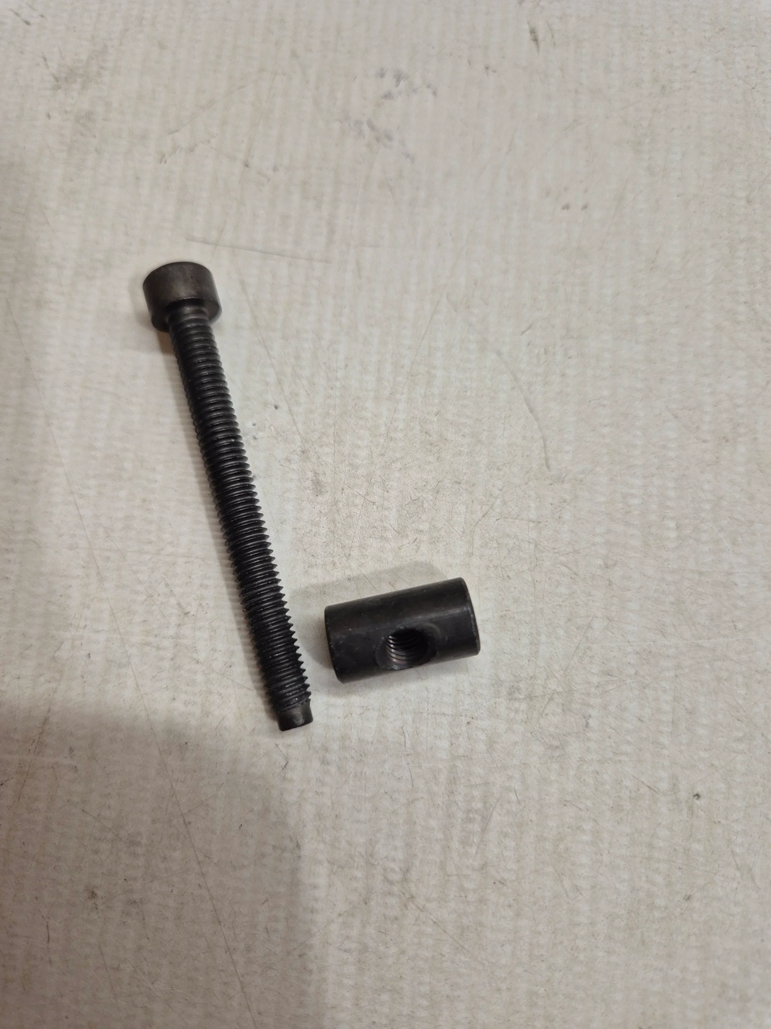 Thule 50616 Replacement Bolt - Image 4
