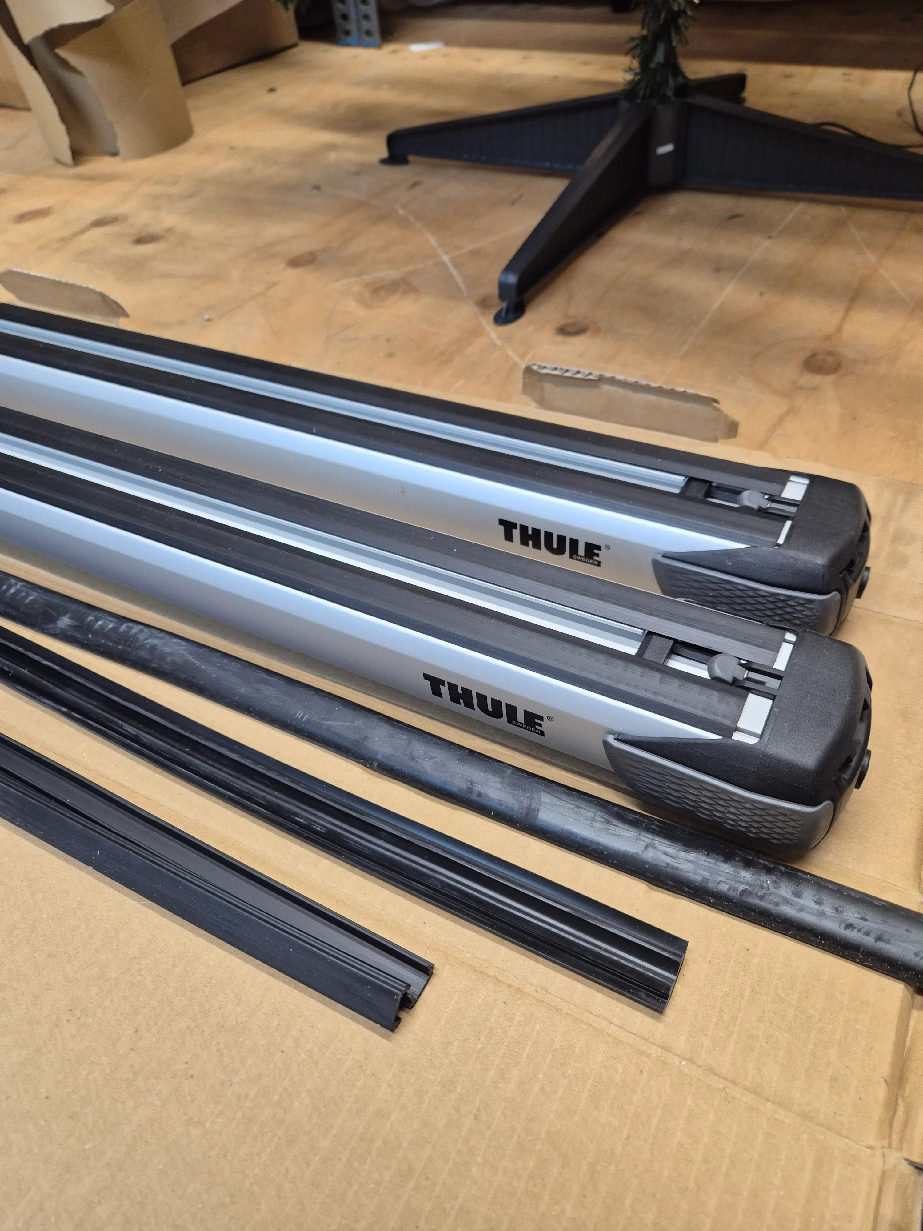Thule 863 SlideBar - As New - Image 2