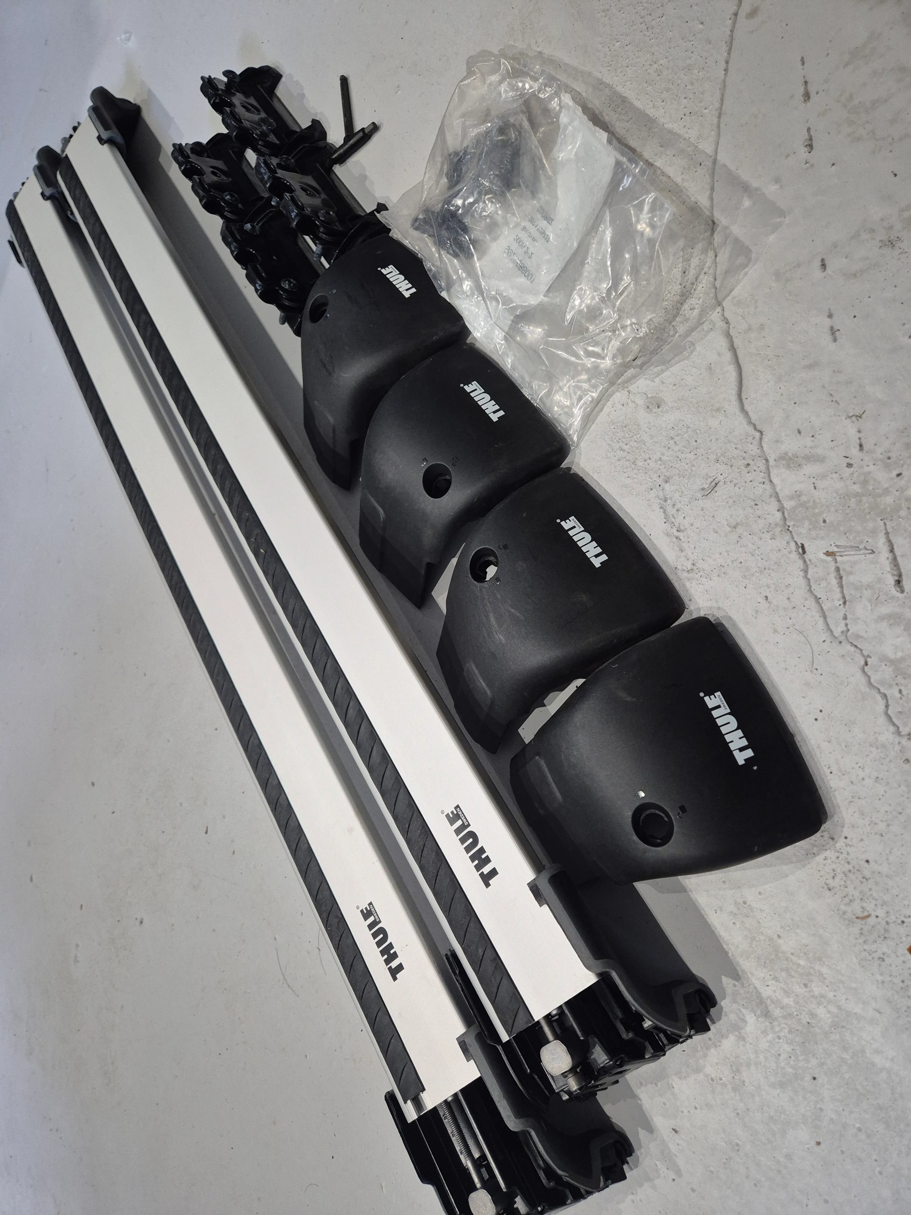 Thule 9595 & 4055, Wingbar Edge set for MERCEDES E-Class S213 , 16-23 Estate - Image 2