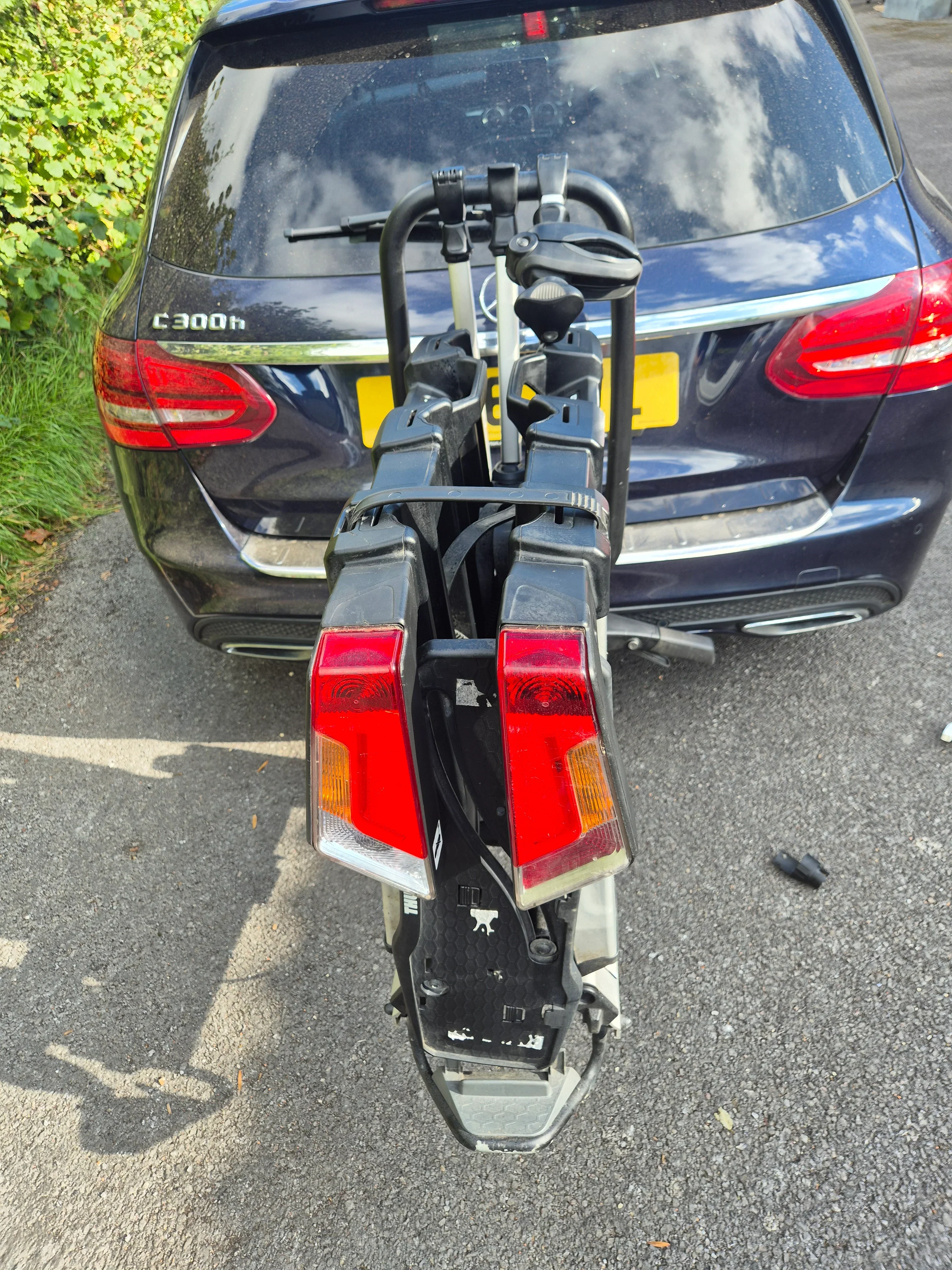 Thule EasyFold XT 3 - 934 - VGC Used - Image 8