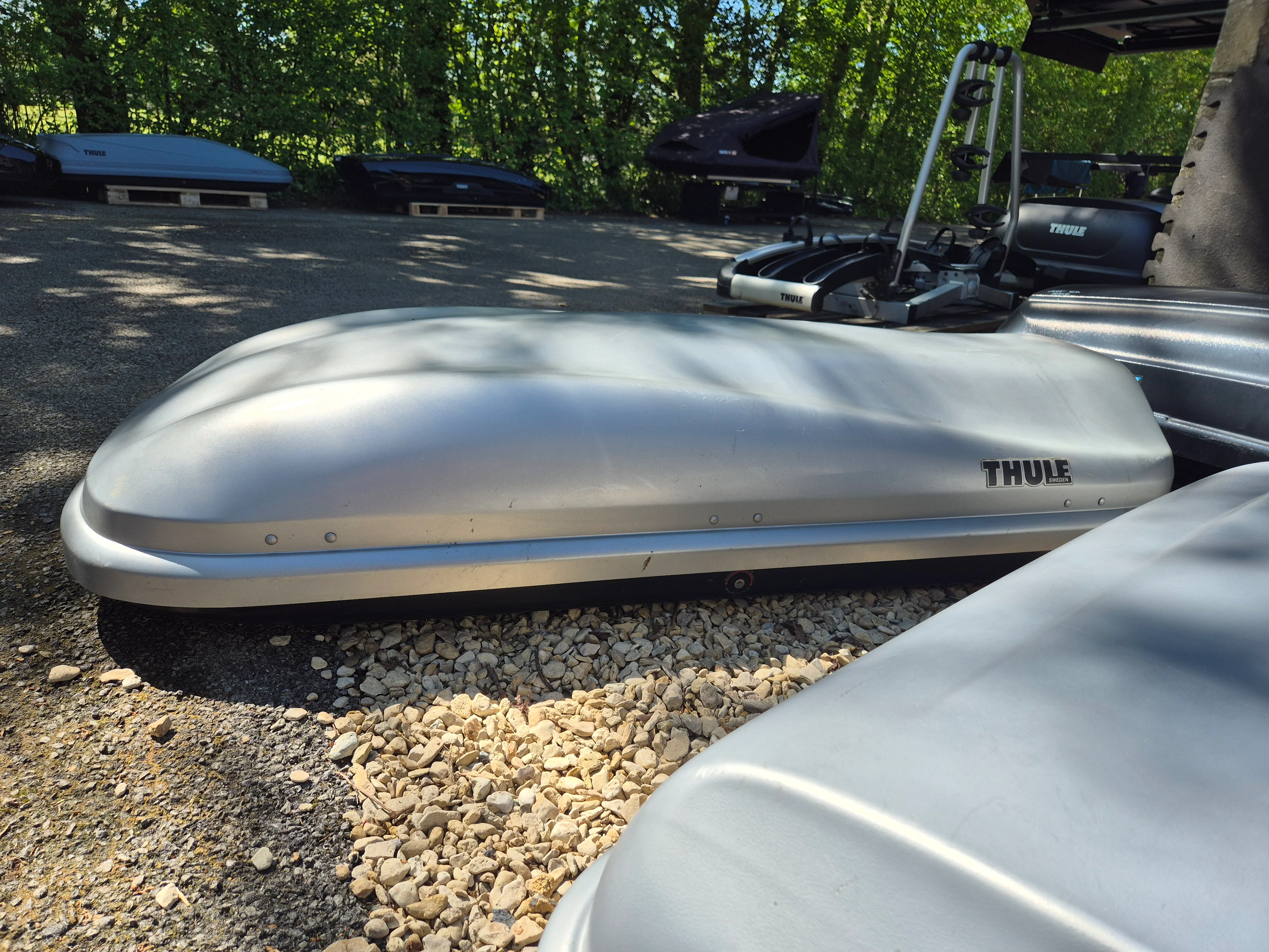 Thule Evolution Roof Box - Used - Image 3