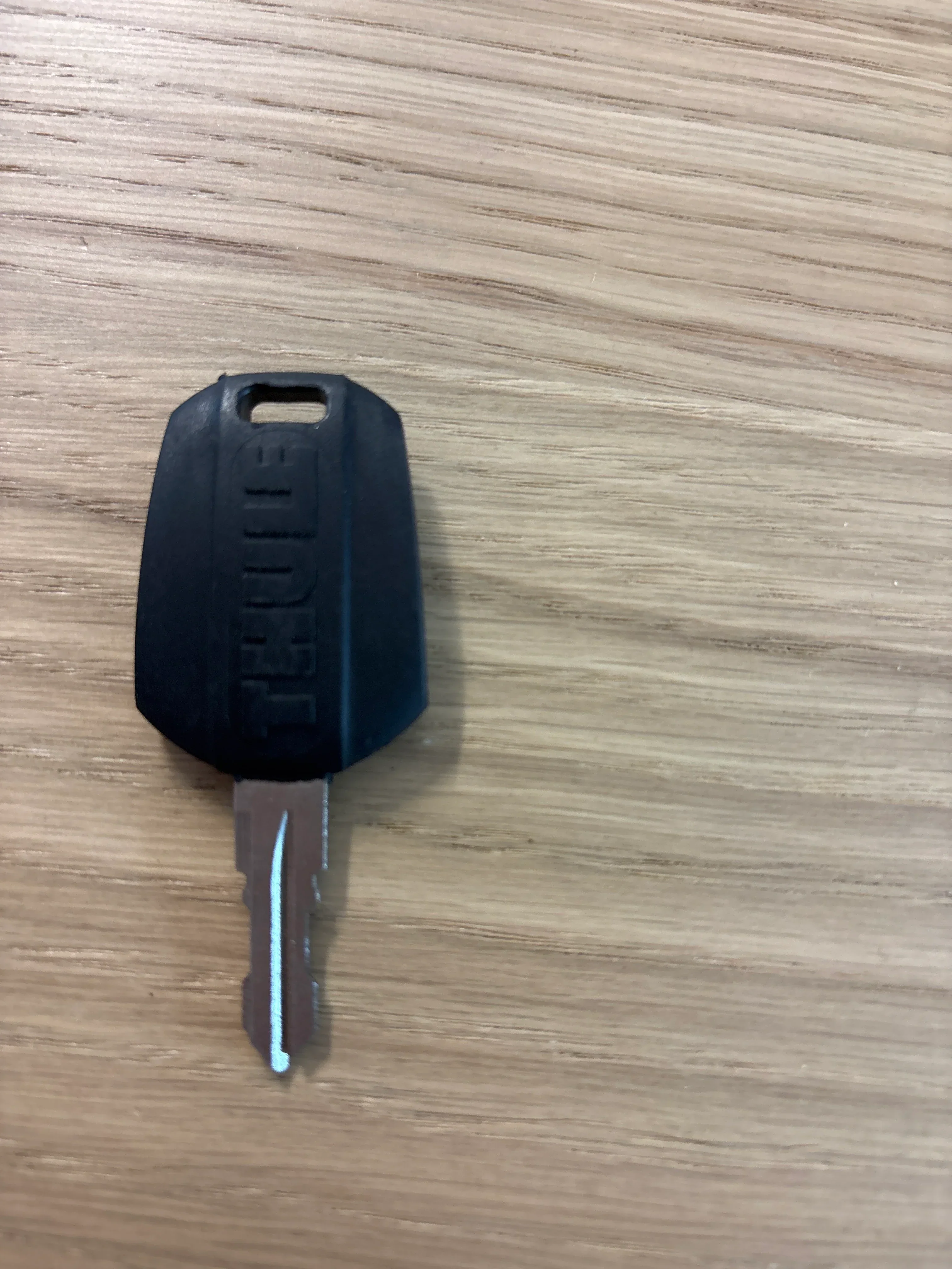 Thule Premium Replacement Key - N002 - Image 2