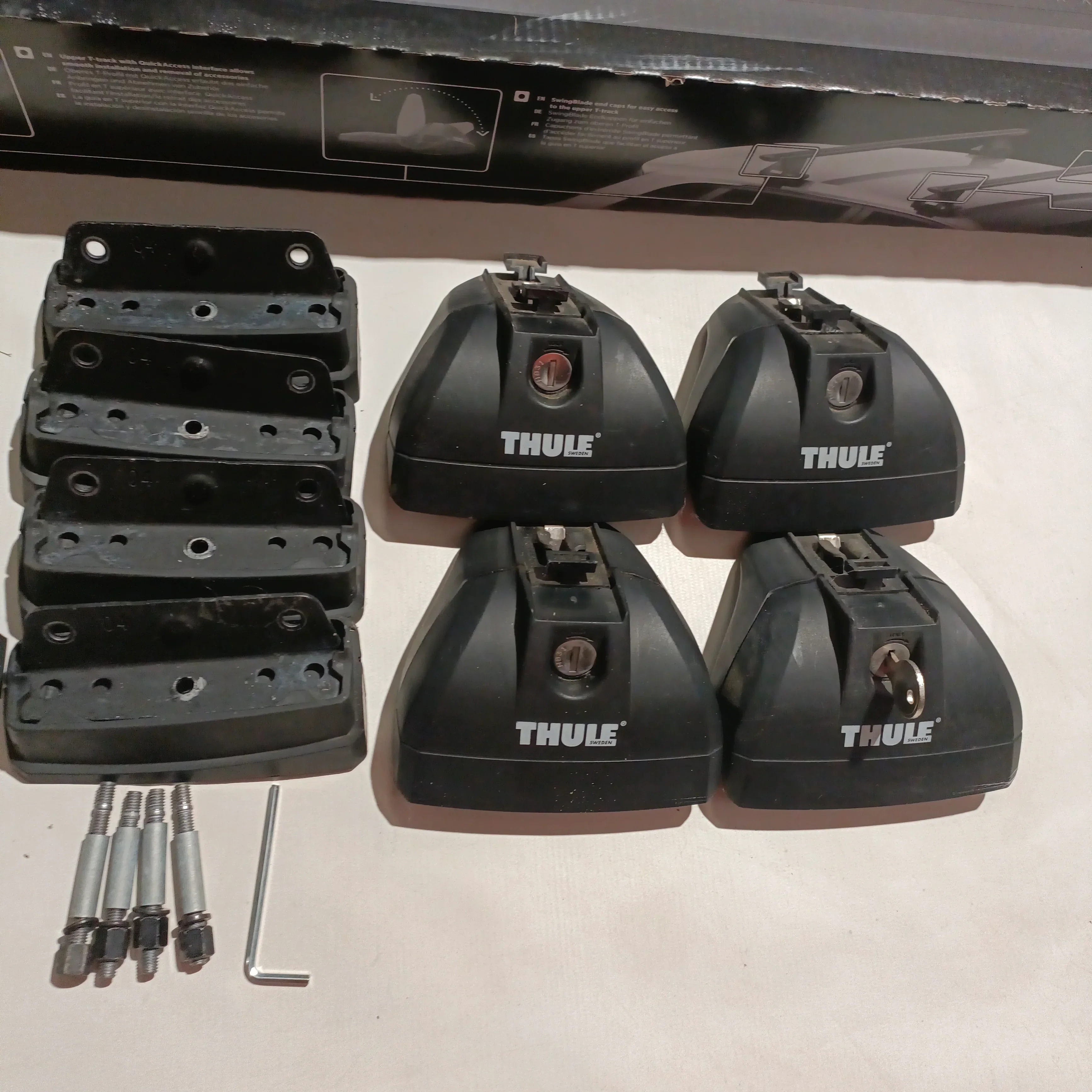 Thule Roof Bar set for Porsche 900 series. Black wingbars. ( 711220 - 753 - 3100) - Image 2