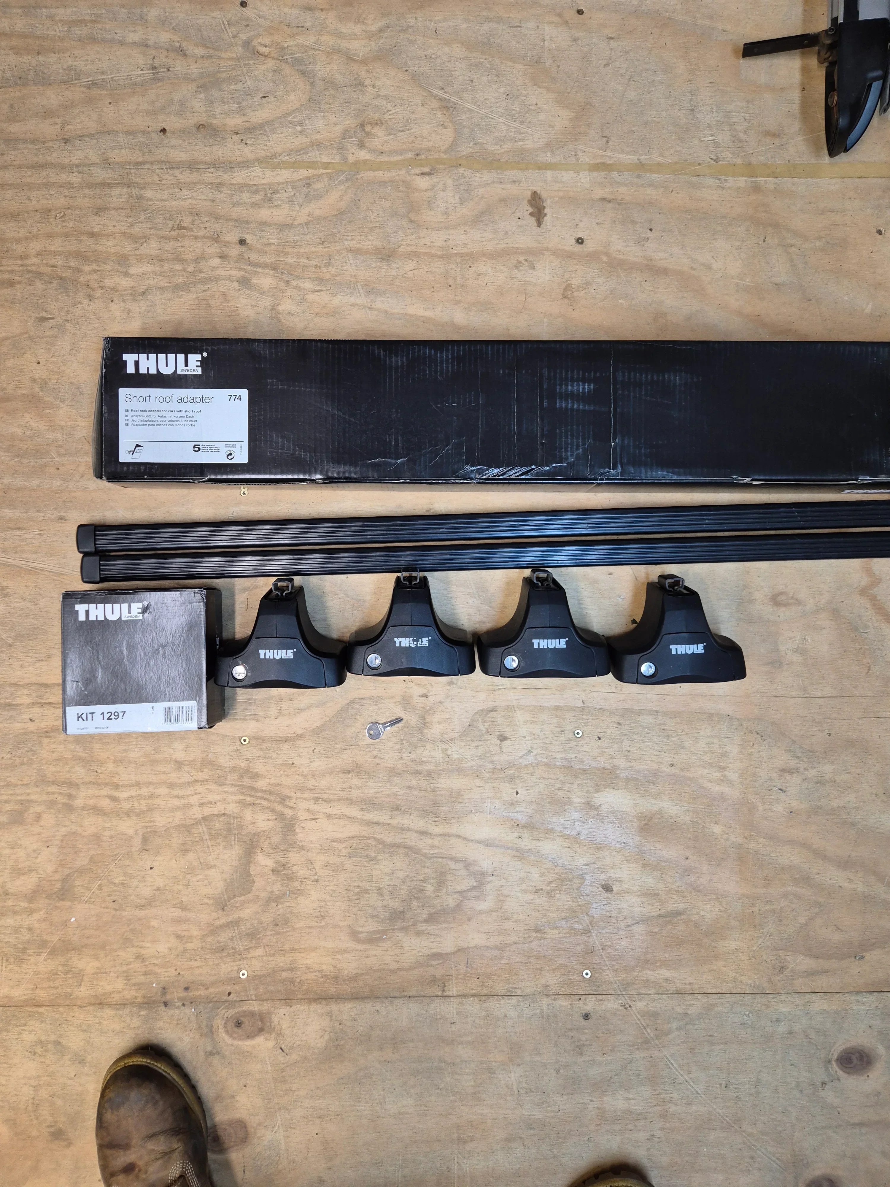 Thule Roof Bars for Renualt Megane 3dr Coupe 1997 - 02 ( 1297 - 774 - 761 - 754 - Image 2