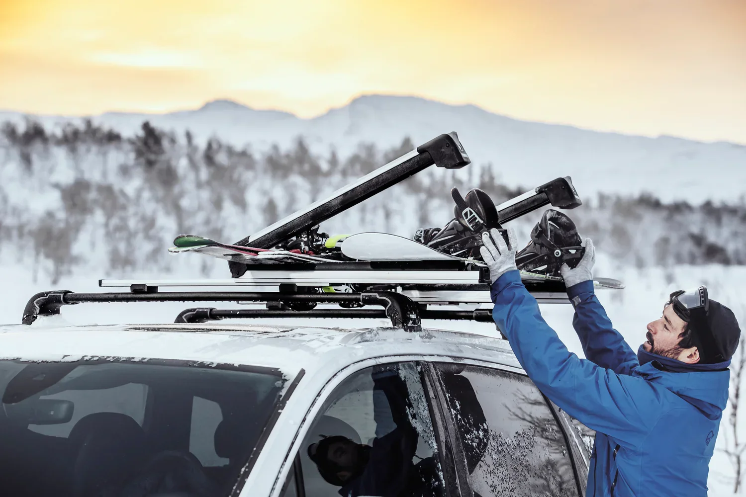 Thule 732500 SnowPack Extender Silver - Image 5