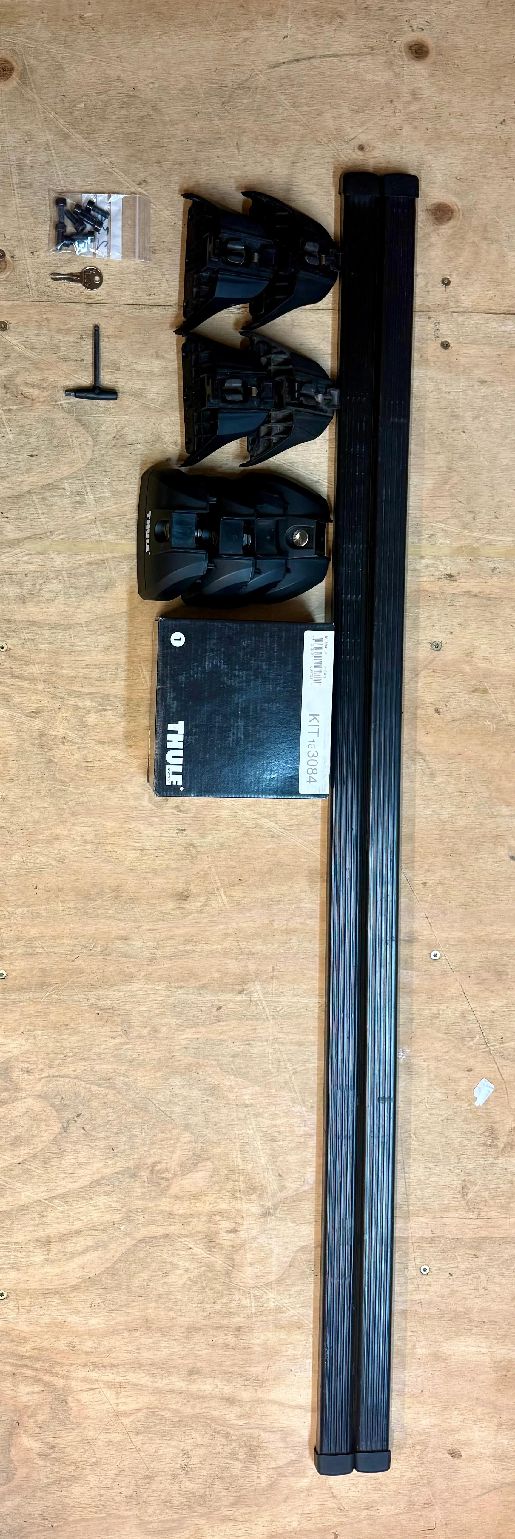 Thule square bar set MERCEDES V-Class, Viano & Vito - Image 2