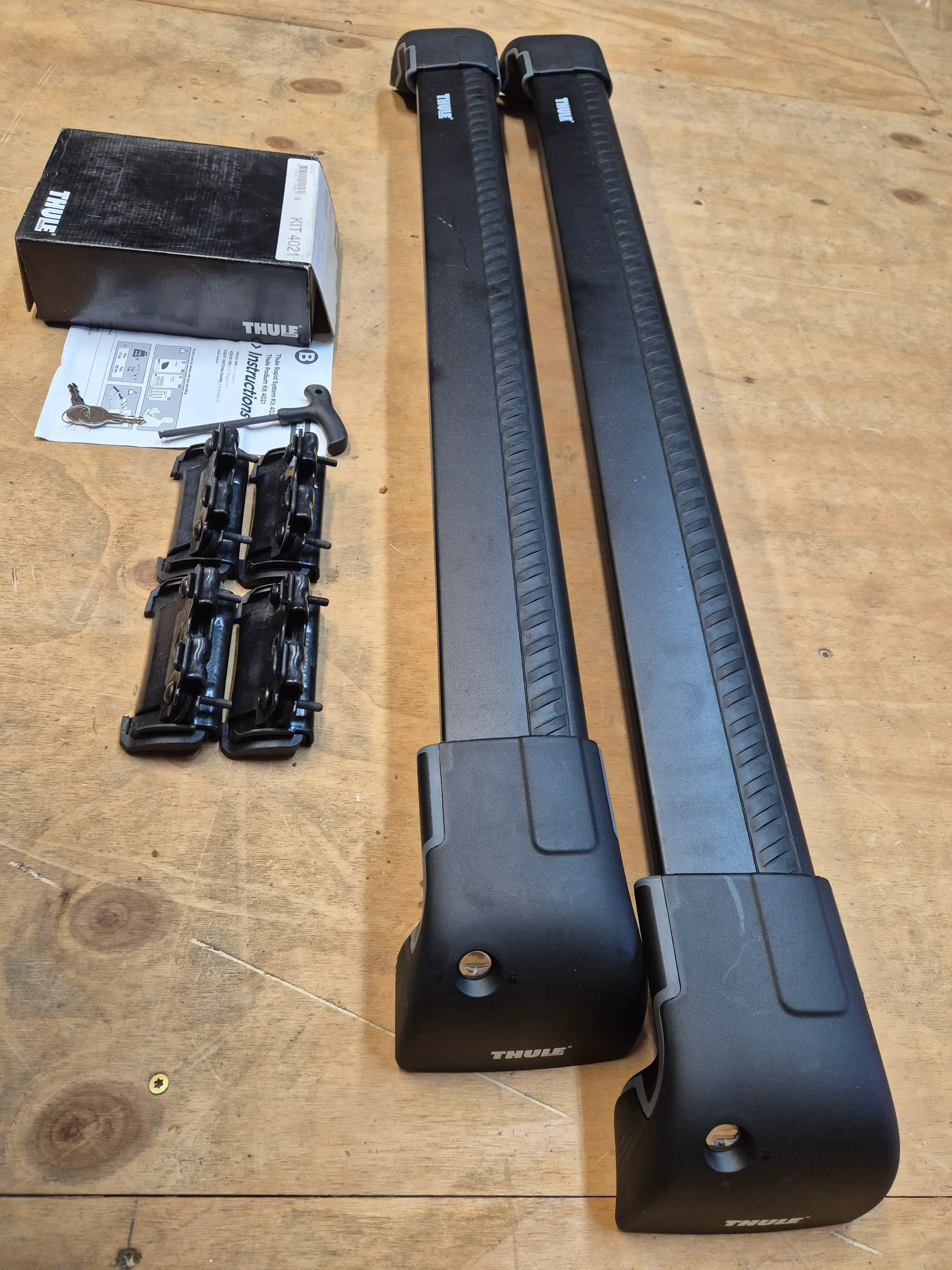 Thule Wingbar Edge for Volvo V60 2010 to 2018 - Image 3