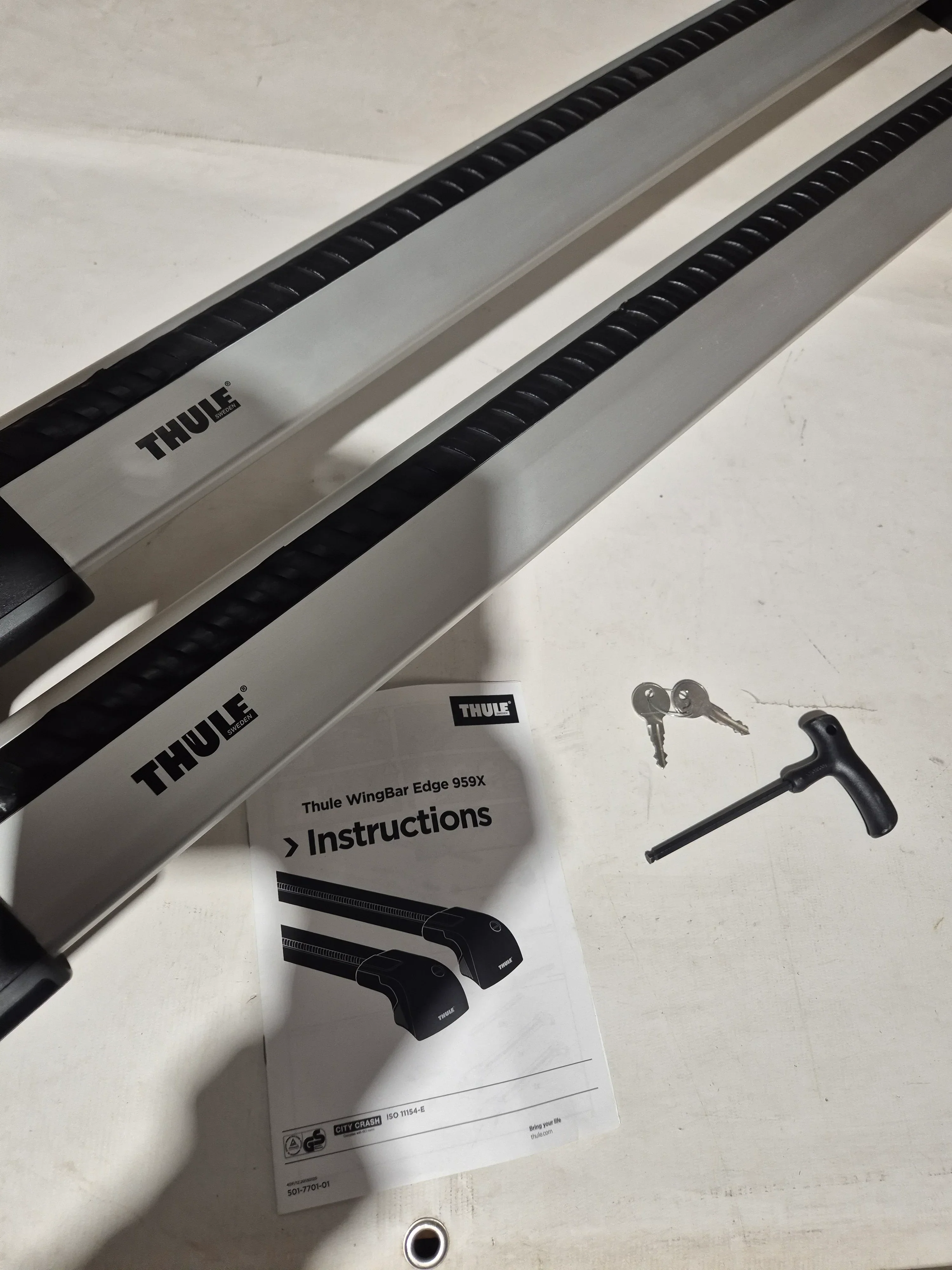 Thule Wingbar Edge set for Mitsubishi Outlander 2013 to 21 (9595 & 4030) - Image 2