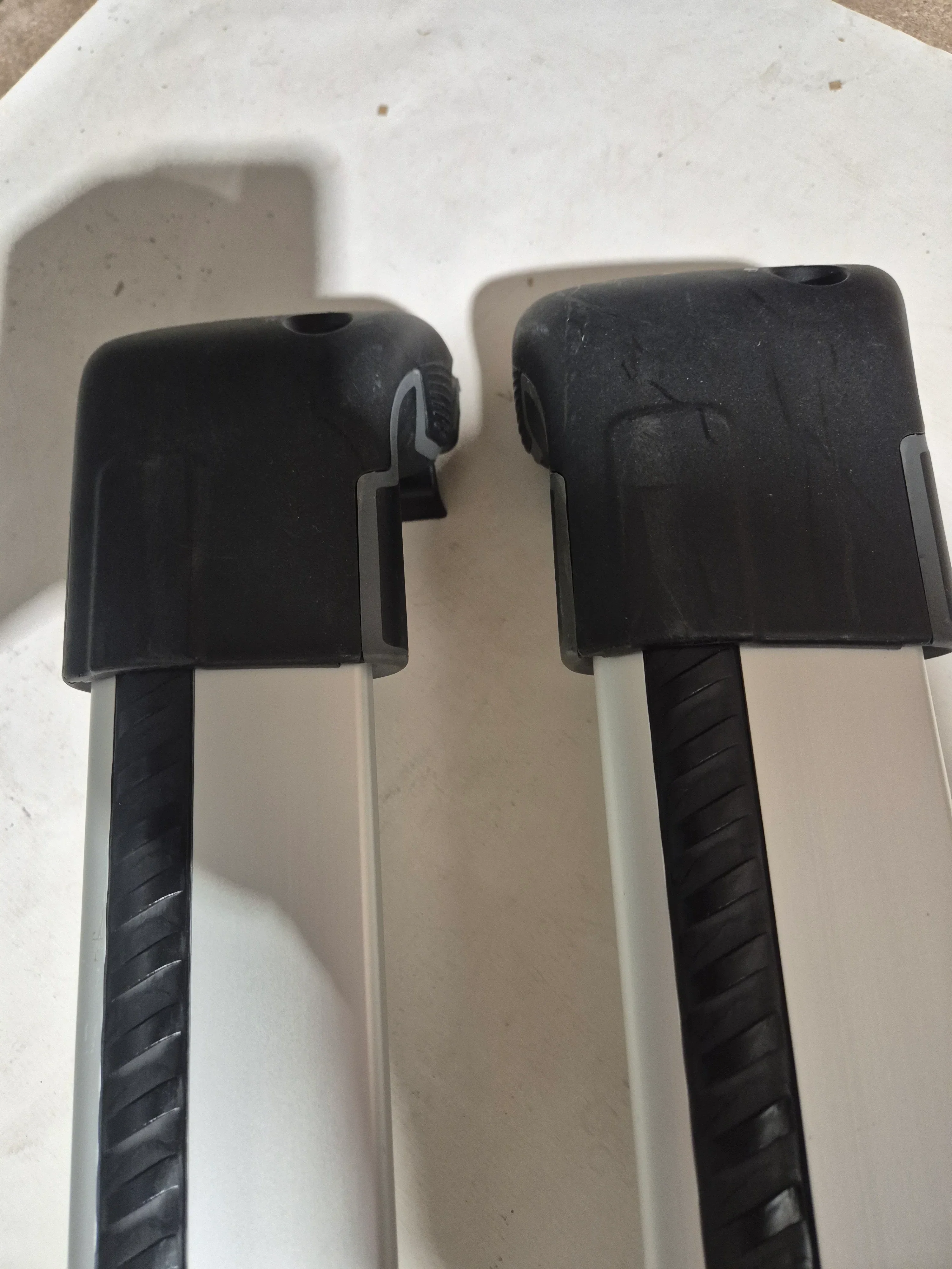 Thule Wingbar Edge set for Mitsubishi Outlander 2013 to 21 (9595 & 4030) - Image 4