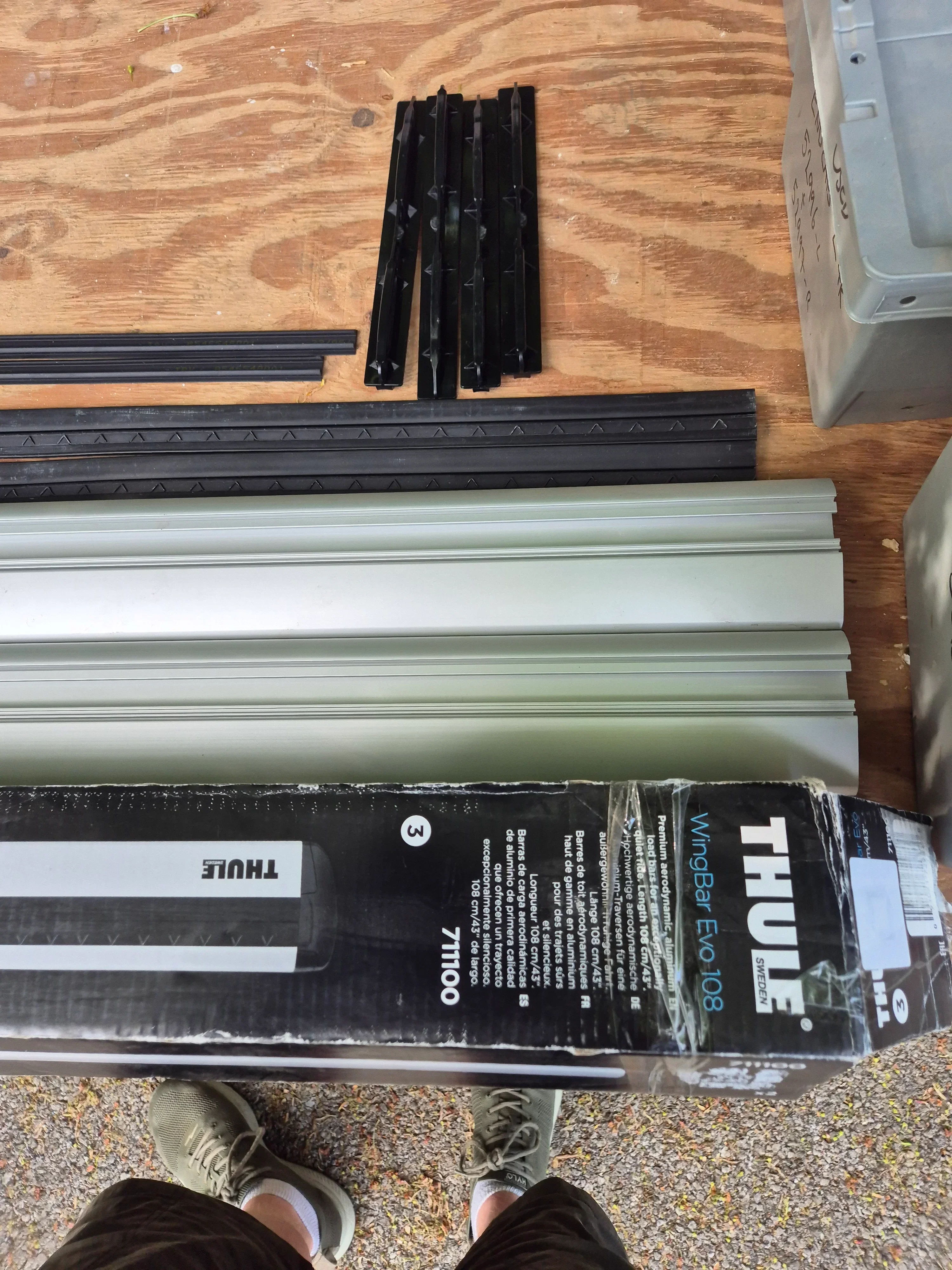 Thule Wingbar Evo 711100 Near New - Image 2